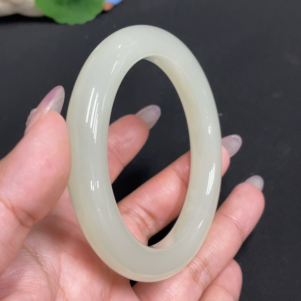 H33931939 Hetian Jade Round Bracelet Size 61 Total Weight Approx. 66.2g