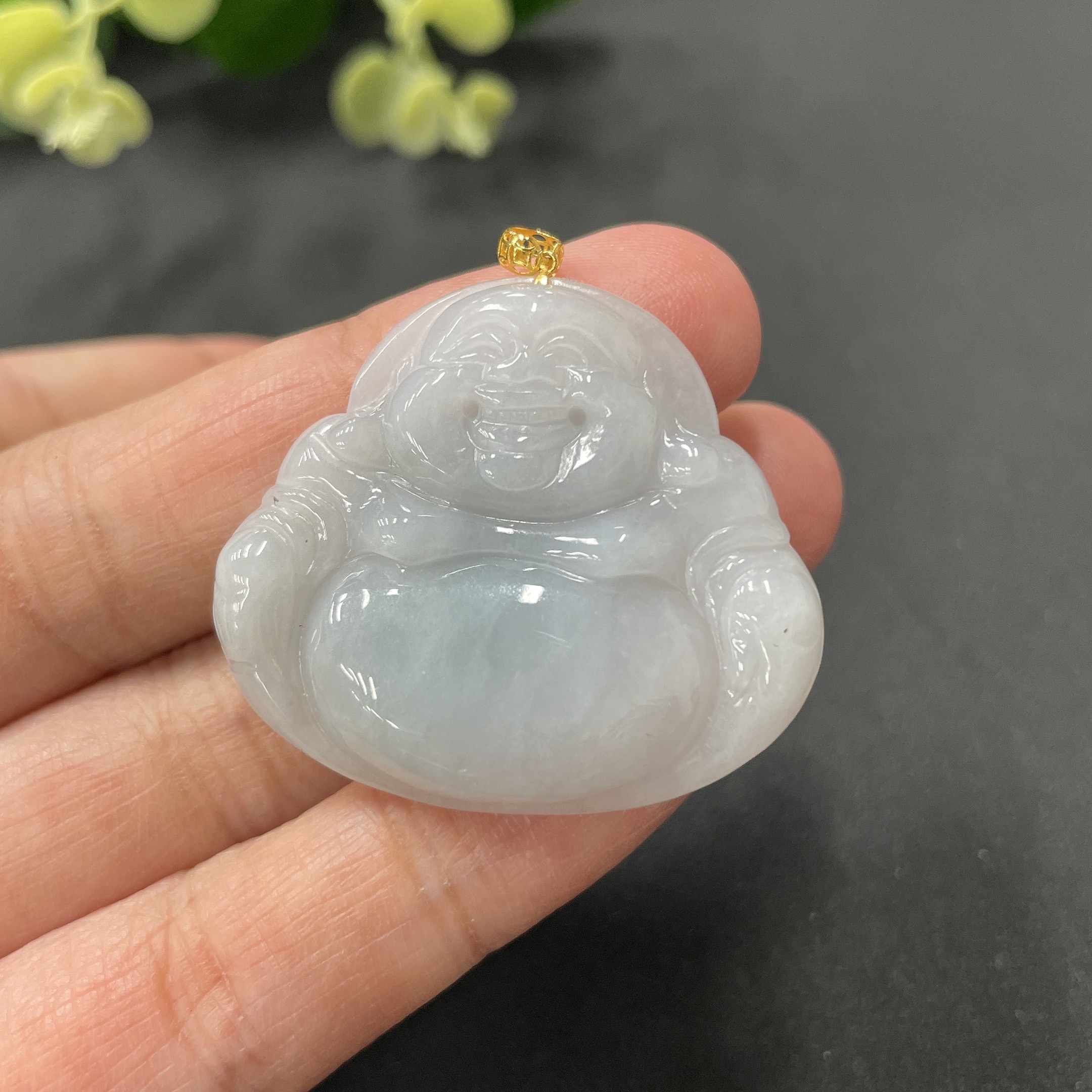 F10100600 Jadeite Buddha Pendant with 18K Gold Clasp