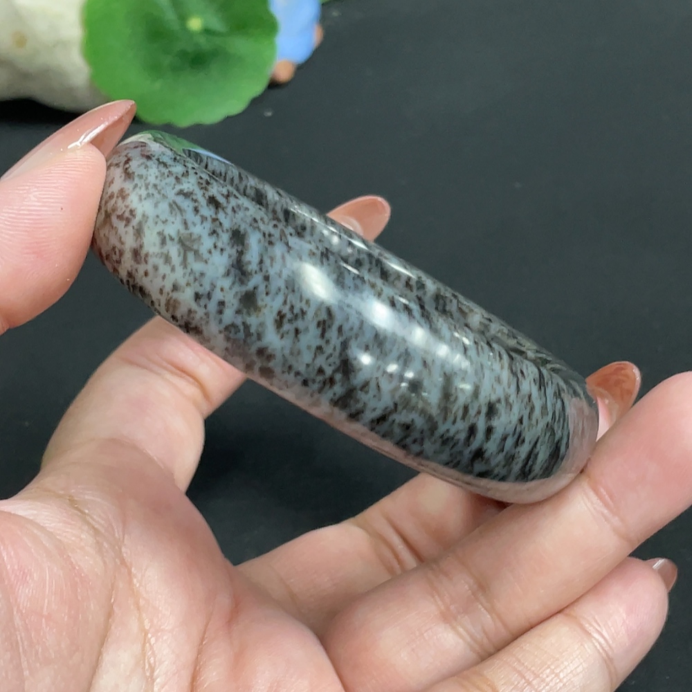 H34005082 Hetian Jade Round Bracelet Size 58.1 Total Weight Approx. 86.2g