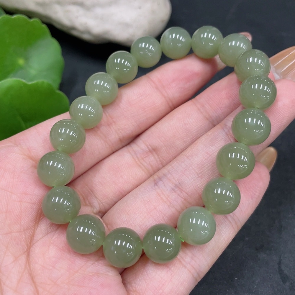 H32776930 Hetian Jade Bracelet, Approx. 9.9mm, Total Weight Approx. 29.6g
