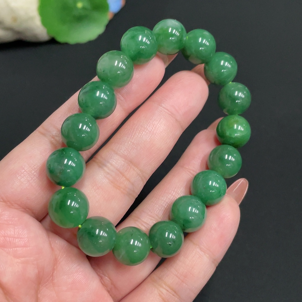 H34073849 African Emerald (Dulong Jade)