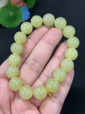 H43141057 和田玉手串 卡11.8mm左右 货品总重约44.7g