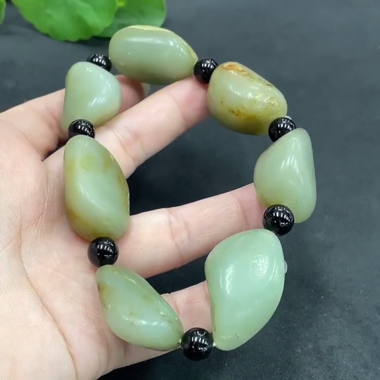H14535342 Hetian Jade Bead Bracelet (Separator beads not Hetian Jade, Undetermined skin color origin, Total weight approx. 105.3g, Total weight 105.410g)