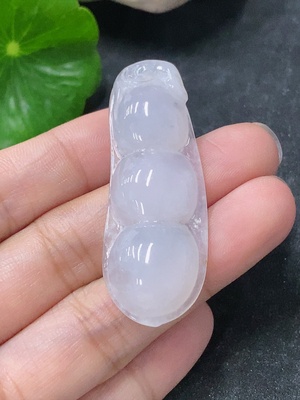 F34954892 Jadeite Pendant Lucky Bean Total Weight Approx. 9.12g