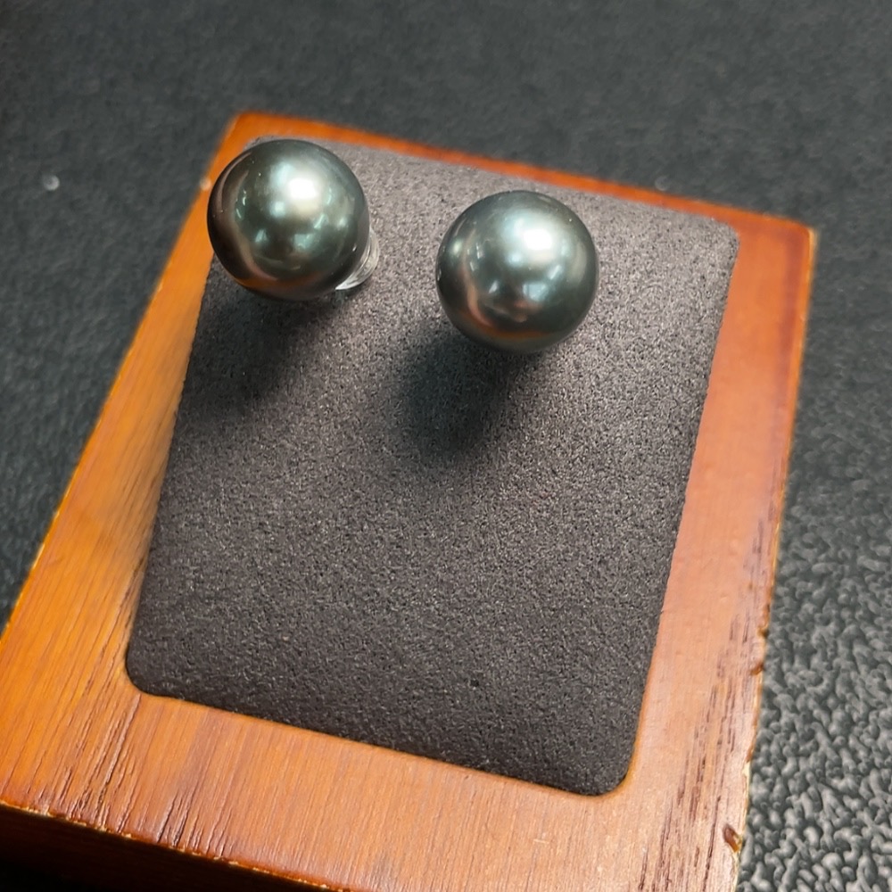 C28302538 Seawater Pearl Forehead Earrings Non-Gold Setting Approx. 10.2mm Total Weight About 3.54g