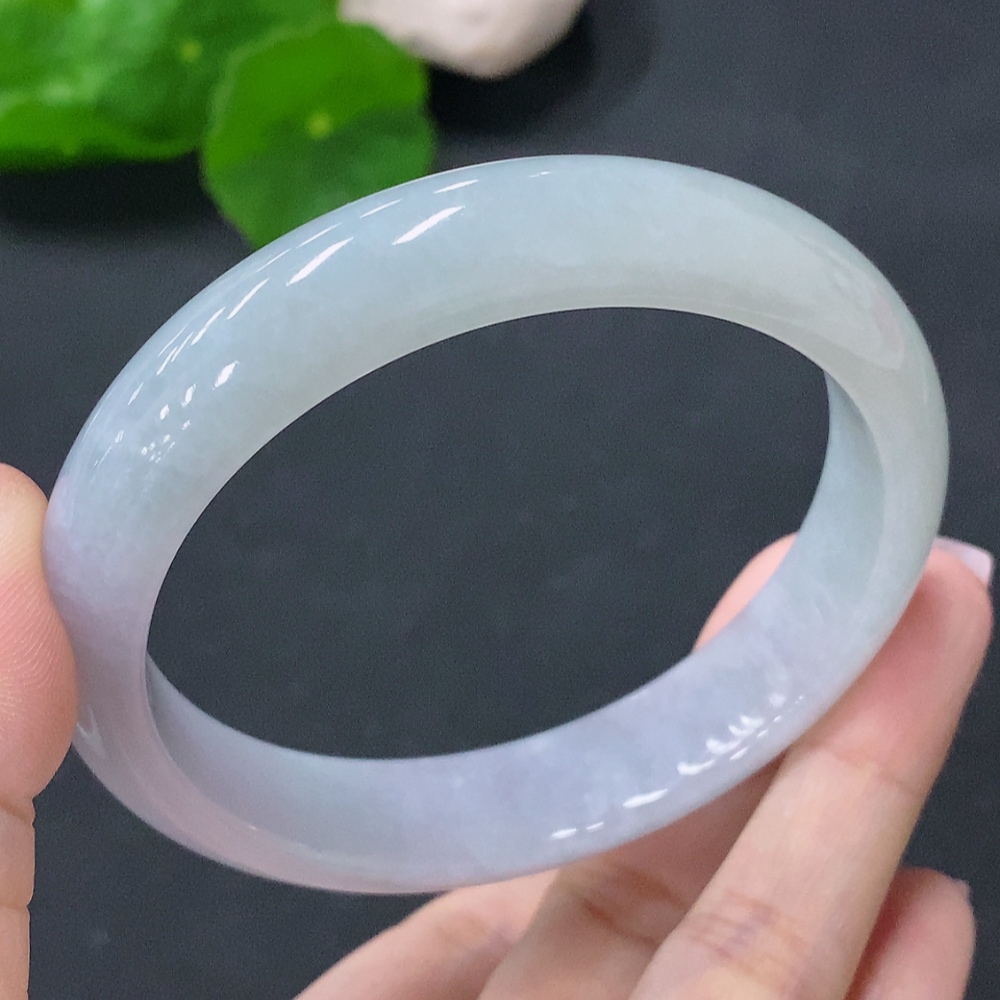F28306266 Jadeite Regular Bangle 58.8mm (Approx. 54.6g)