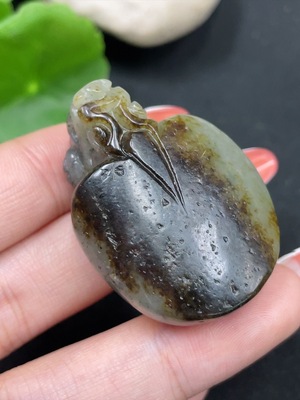 H35084157 Hetian Jade Seed Material Pendant - Dragon Turtle - Undetermined Skin Color Origin - Total Weight Approximately 30.8g