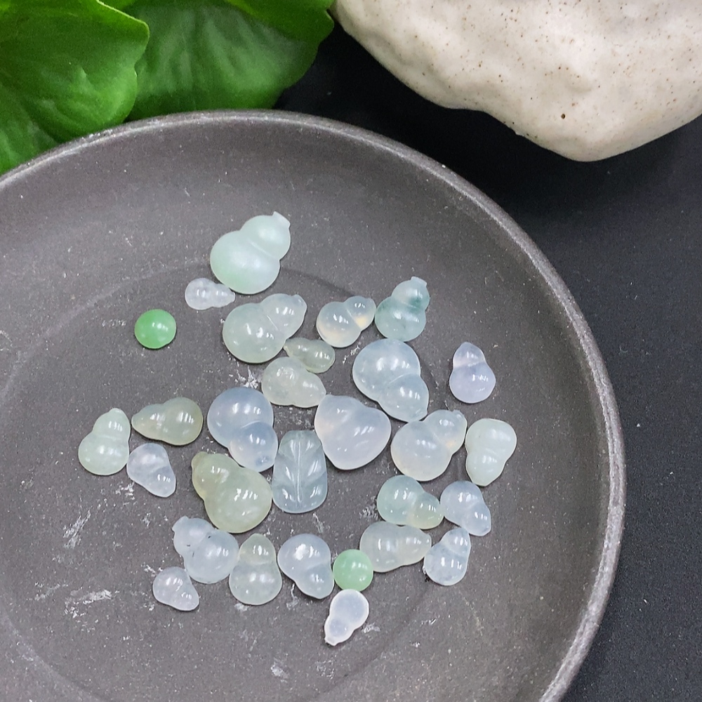 F34051504 Jadeite Inlaid Pieces Sell as a Lot Total Weight with Bag Approx.10.9g