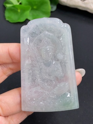 F41950187 翡翠挂件  虚空藏 货品总重约37.86g