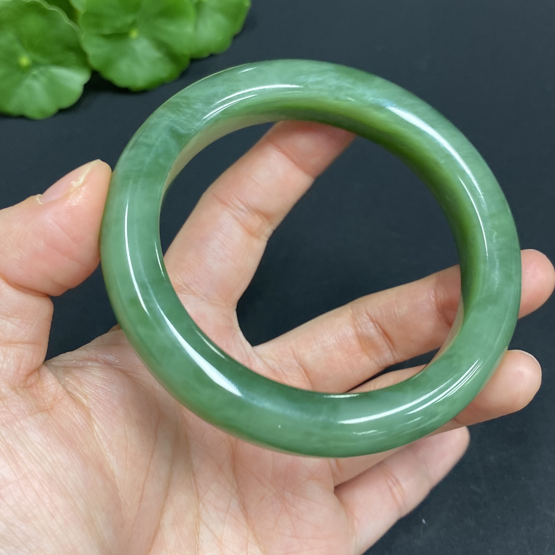 H27127169 Hetian Jade Round Bracelet Size 57.7 Total Weight Approx. 59.8g