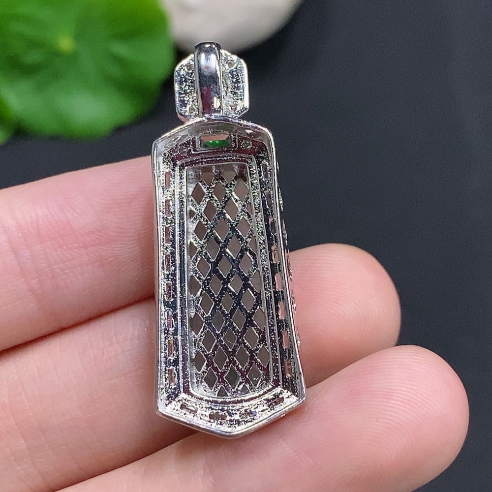 F30489523 Jadeite Inlaid Pendant Non-Gold Inlaid Total Weight Approx. 7g