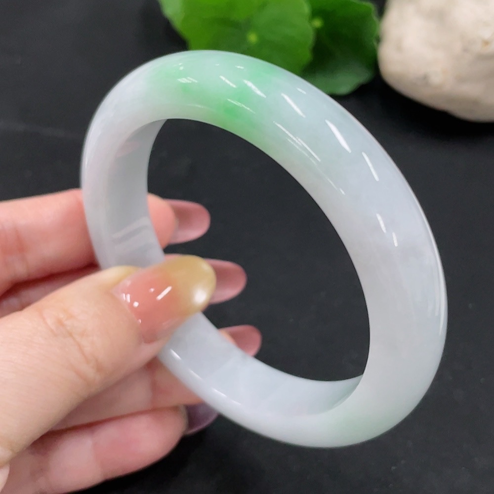 F34012803 Jadeite Round Bangle Size 58 Total Weight Approx. 66g