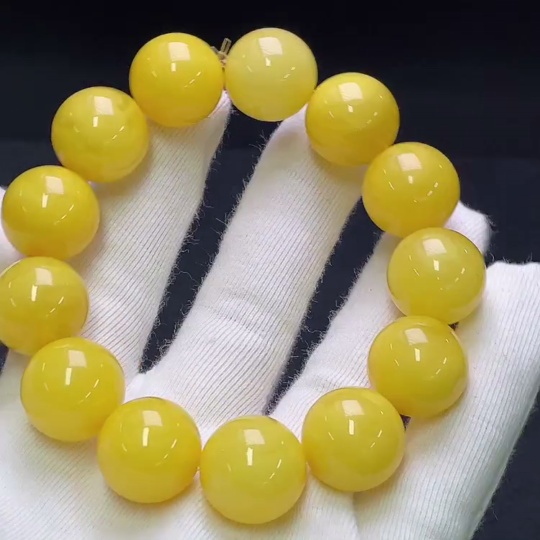 C29401007 Amber Beeswax Bead Bracelet, Total Weight Approx. 33.79g, Bead Size 16.4mm