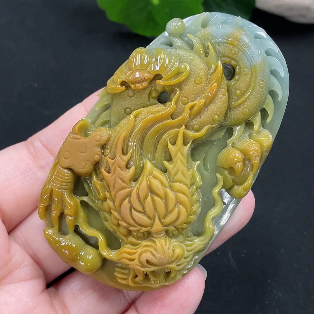 F29420076 Jadeite Dragon Pendant Total Weight Approx. 80.2g