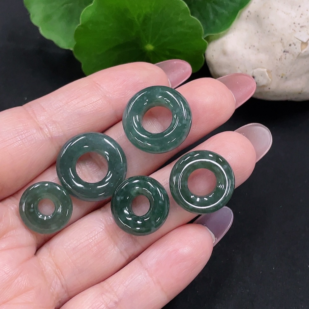 F34982922 Jadeite Pendants Sell as a Lot