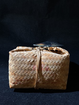 D40786895 黑茶 2013年 白沙溪 天尖 1kg 包装略完整 没有品鉴（新估价机制）
