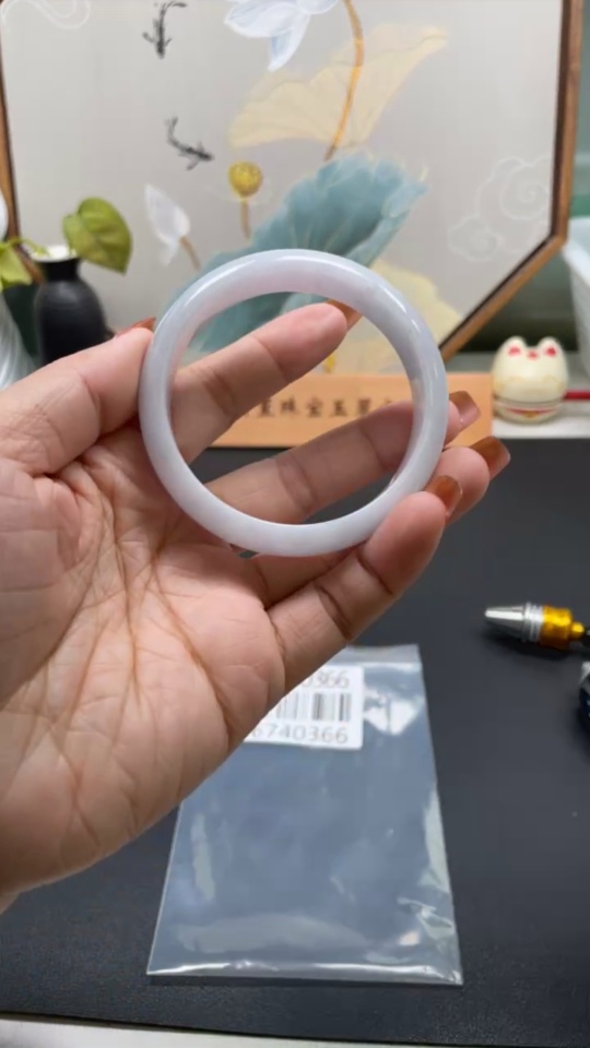 F16740366 Jadeite Regular Bangle 57.8 Circle Size Total Weight 54.864g