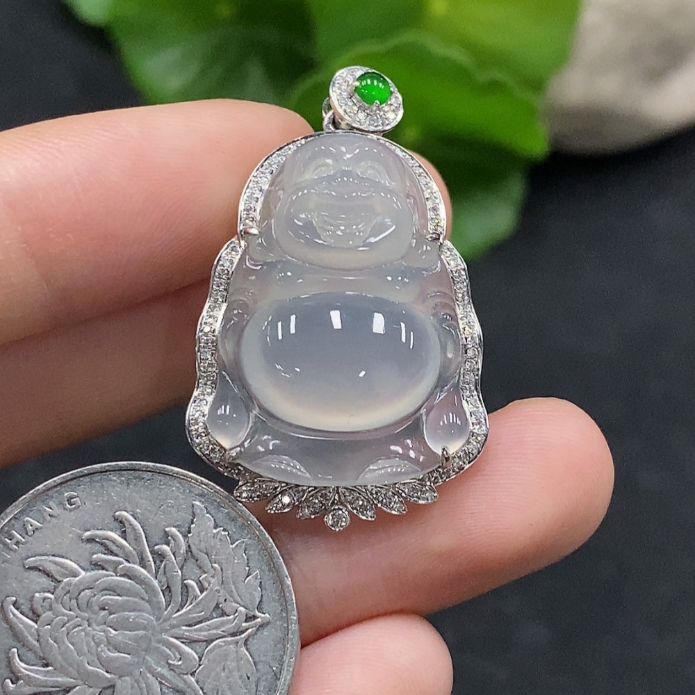 F34964457 Jadeite Buddha Pendant Set in 18K Gold with Diamond Accents, Total Weight Approx. 6.14g