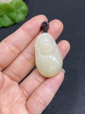 H34036423 Hetian Jade Pendant - Buddha Figure