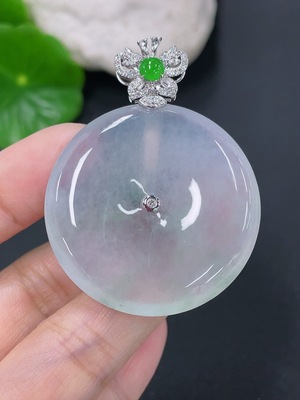 F41906683 翡翠挂件平安扣 18k 配镶钻石 货品总约重17.13g