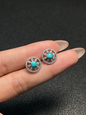 C34066593 Turquoise Earrings (Color Origin Undetermined) Non-Gold Total Weight Approx. 1.6g Size Around 3.5mm