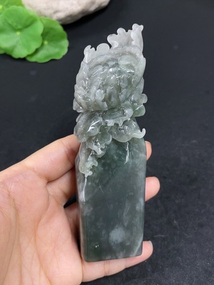H46559954 和田玉印章   含其他矿物成分  货品总重约187g