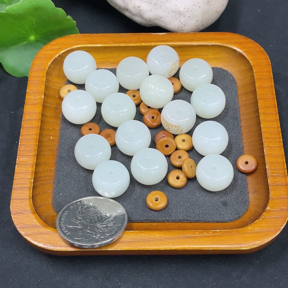 H34053650 Hetian Jade Loose Beads (Non-Hetian Jade Matching Beads Included), Total Weight Approx. 59.4g, Sell as a Lot