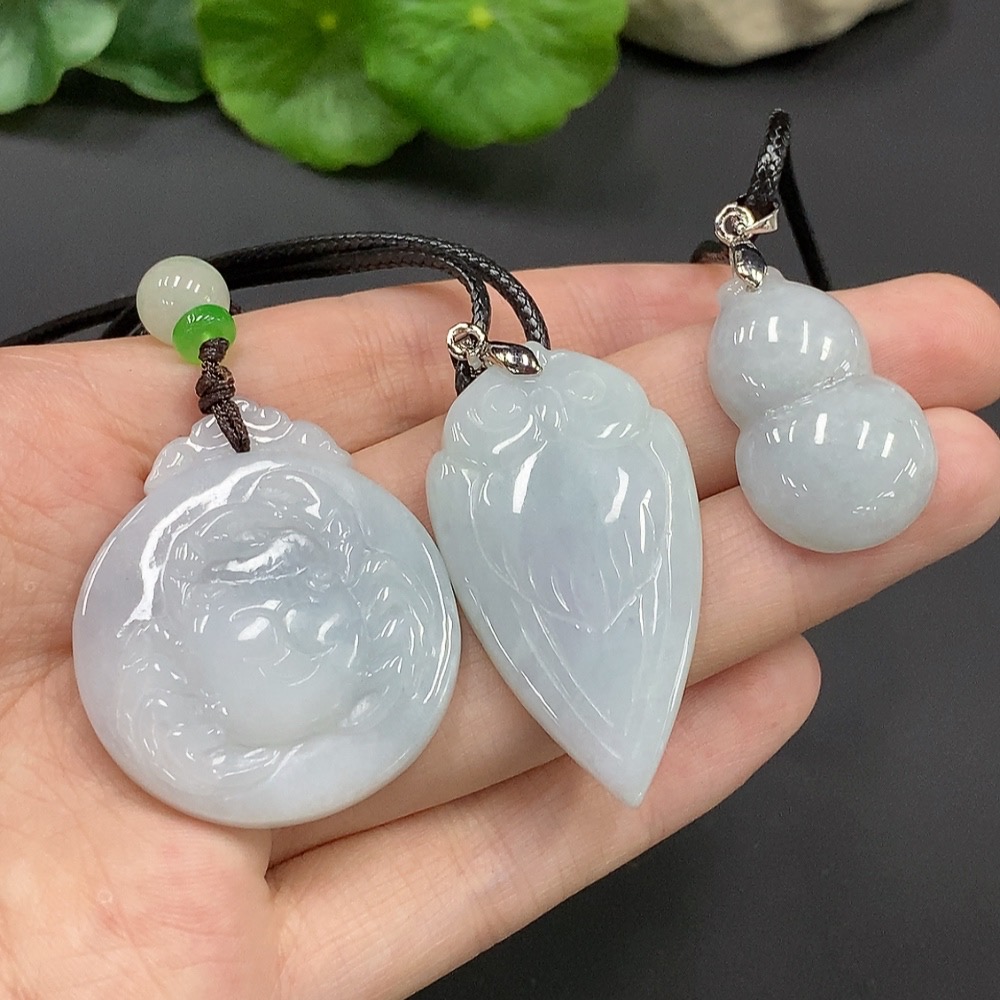 F13493831 Jadeite Pendant Non-Gold Inlaid