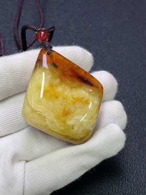 C30474282 Amber Beeswax Pendant with Partial Visible Repairs, Total Weight Approx. 16.85g Including Cord, Consider Non-Natural Matching Stones