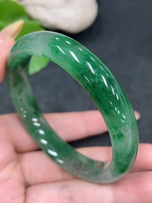 H32751918 African Emerald (Dulong Jade) Round Bracelet Size 55.2 Total Weight Approx. 36.1g