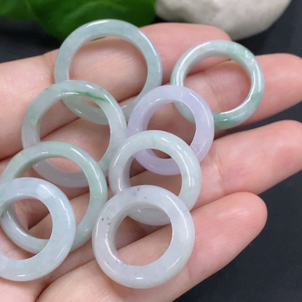 F34962127 Jadeite Pendants Sell as a Lot