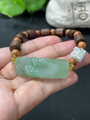 F34076926 Jadeite Hand Plate Total Weight Approx. 15.59g With Non-A Grade Beads