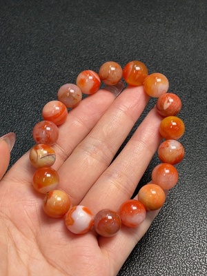 C29370496 Red Agate Bracelet with Visible Organic Matter, Total Weight Approximately 43.41g, Bead Size About 11.7mm