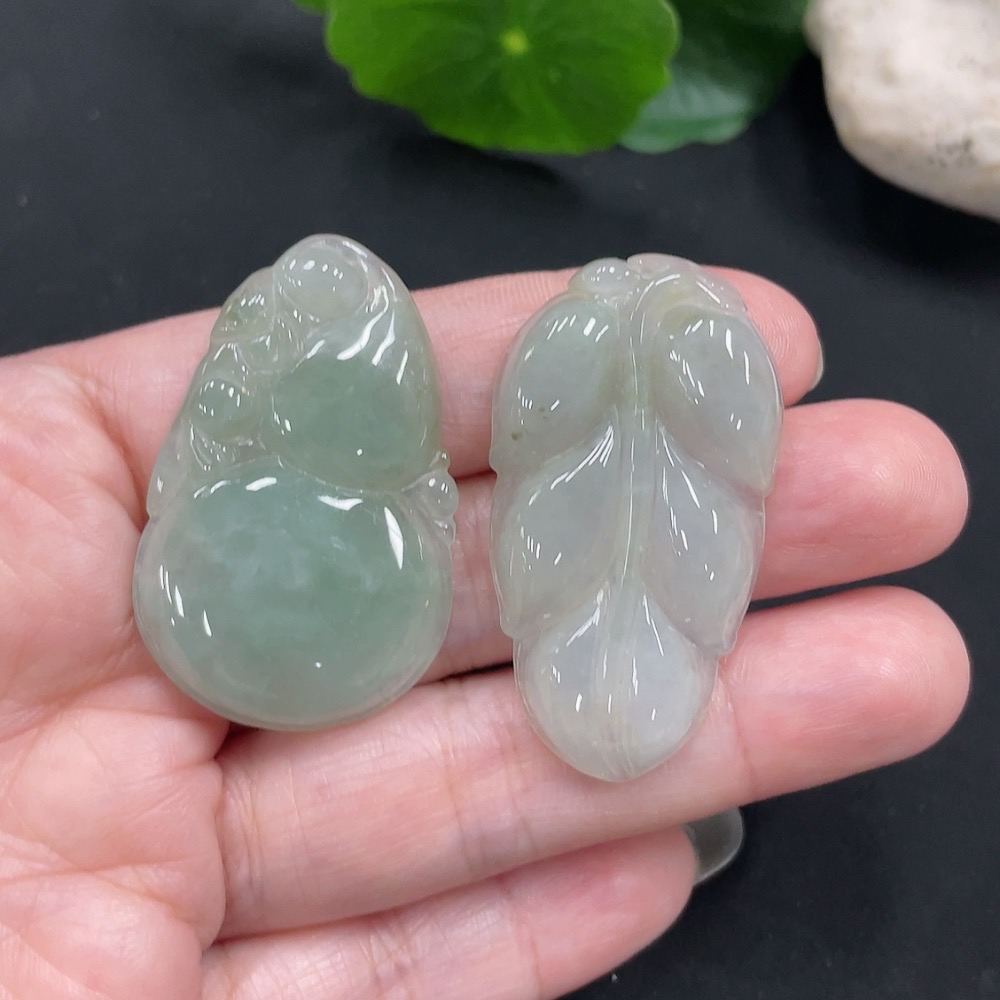 F29361858 Emerald Pendants Bulk Sale