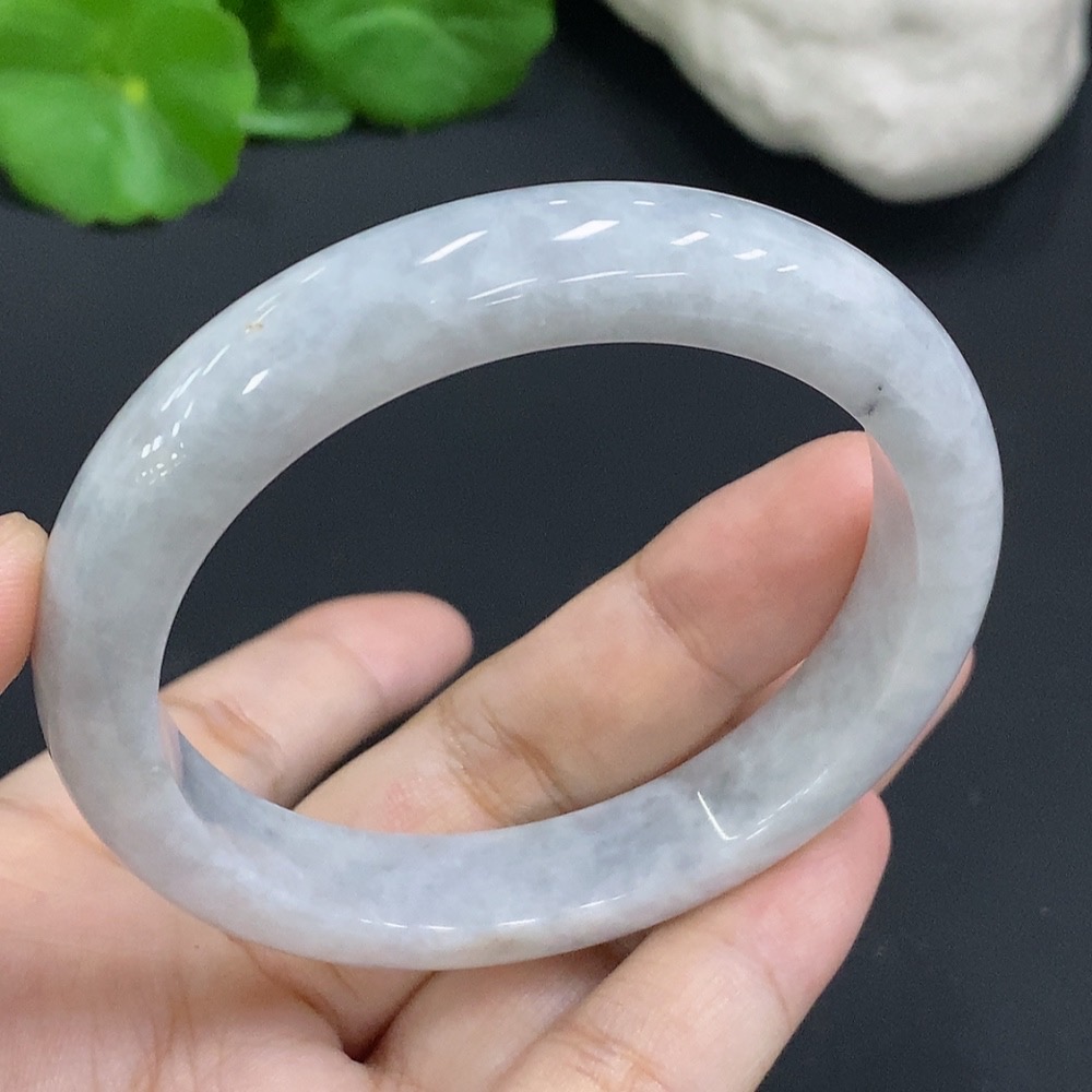F22483851 Jadeite regular circle bracelet, size 56.5, total weight 50.592g
