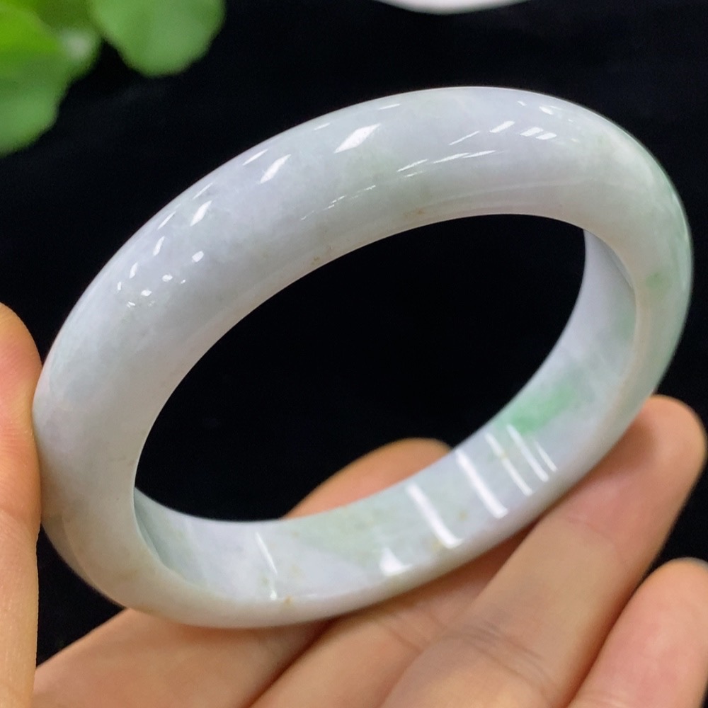F34024784 Jadeite Round Bangle Size 57.4 Total Weight Approx. 64.44g
