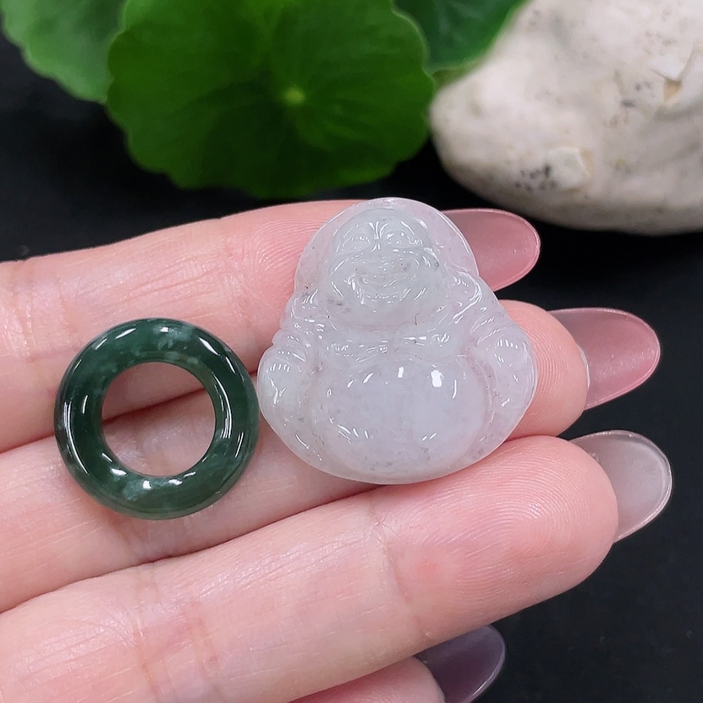 F34982924 Jadeite Pendant Sell as a Lot