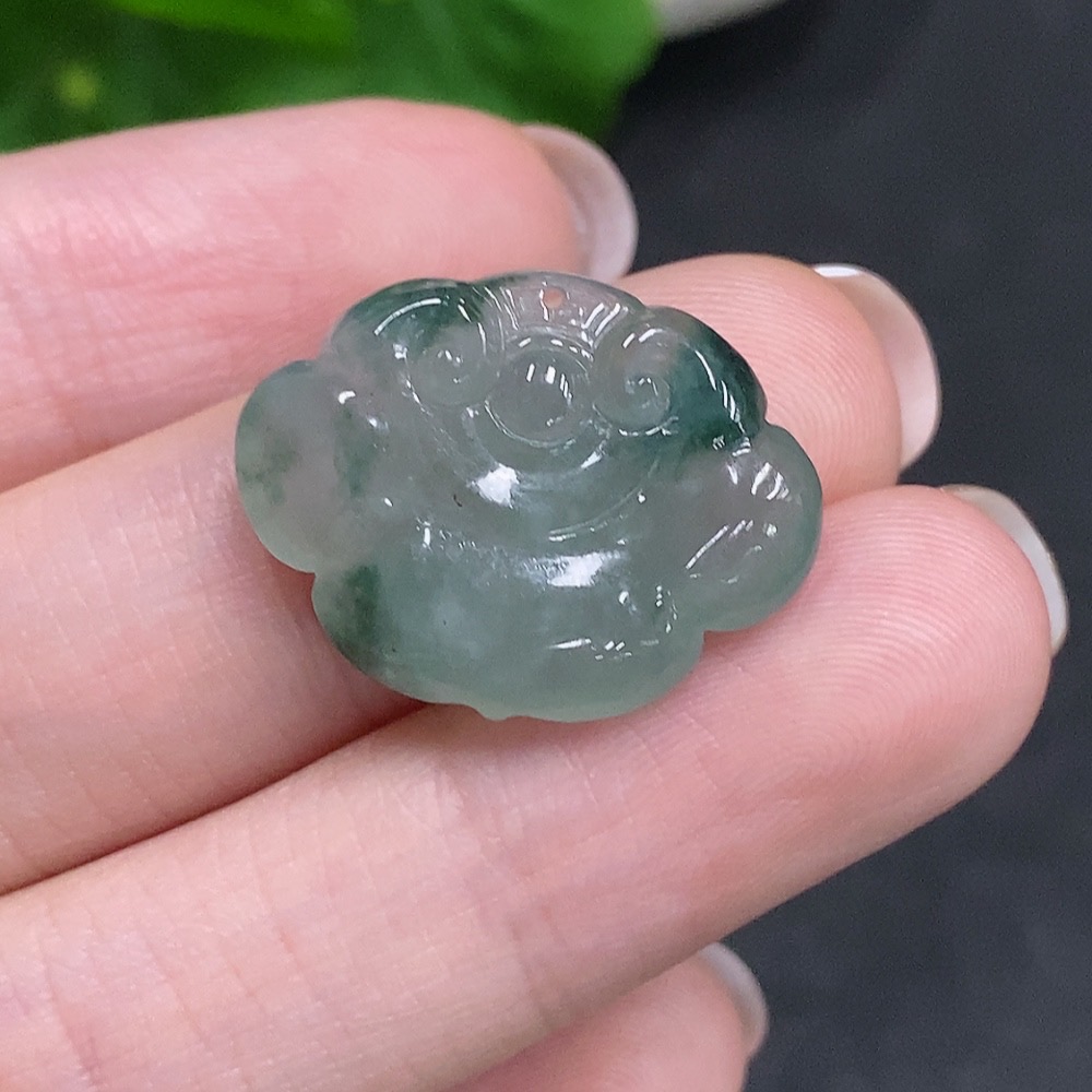 F34034909 Jadeite Ruyi Pendant Total weight approx. 4.1g