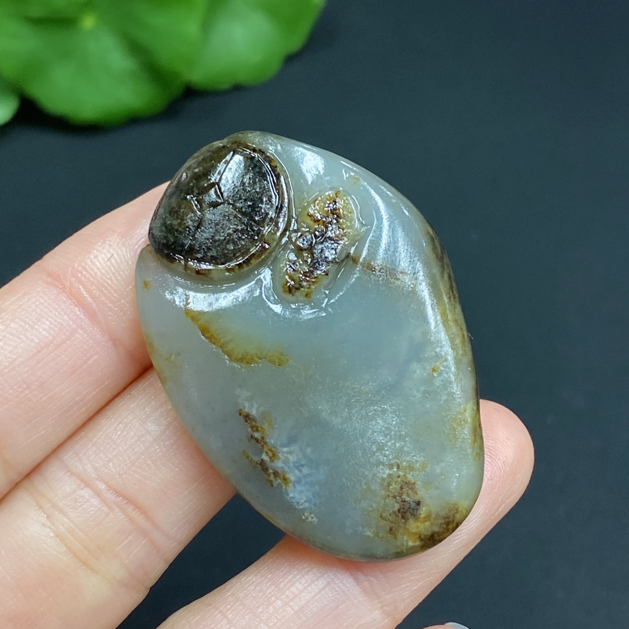 H26039640 Hetian Jade Pendant - Fortune Before Eyes - Total Weight Approx. 18.7g - Undetermined Skin Color Origin