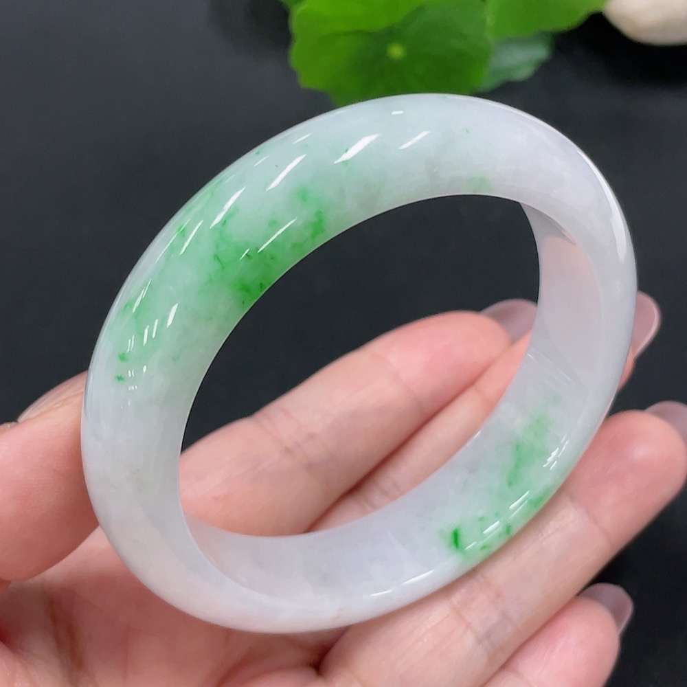 F28211968 Jadeite Round Bracelet Size 56.6 Total Weight Approximately 66.3g