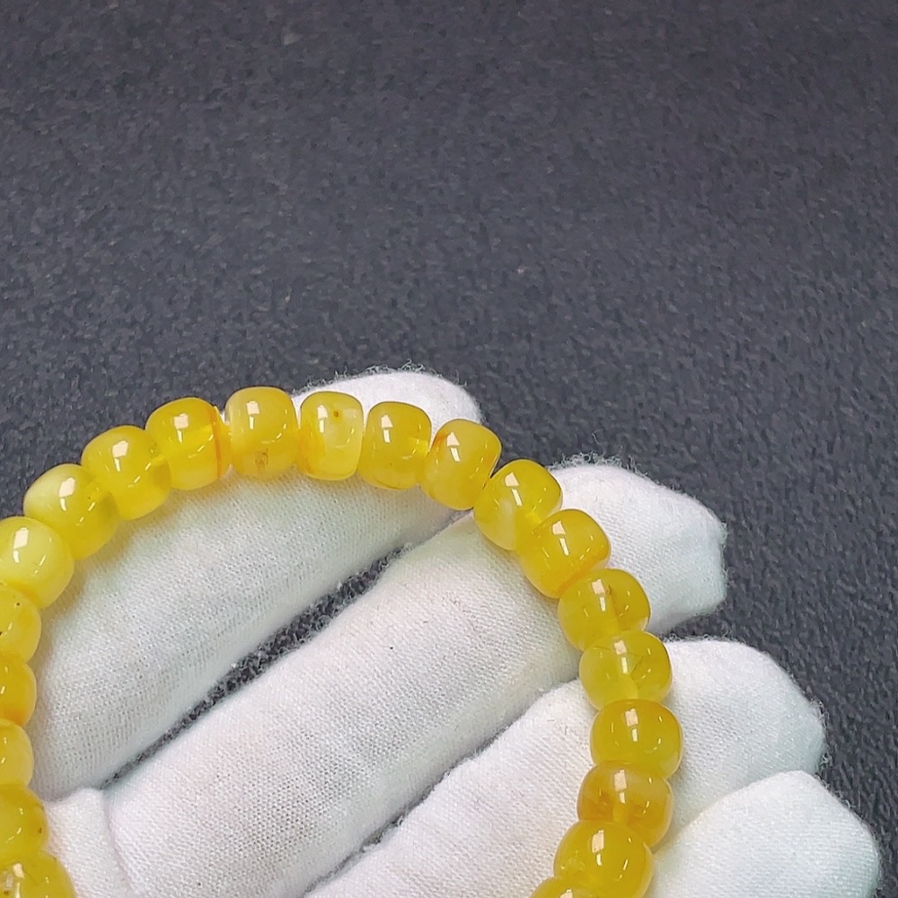 C34950425 Amber Beeswax Bracelet Total Weight Approx. 9.24g Size About 8.4mm