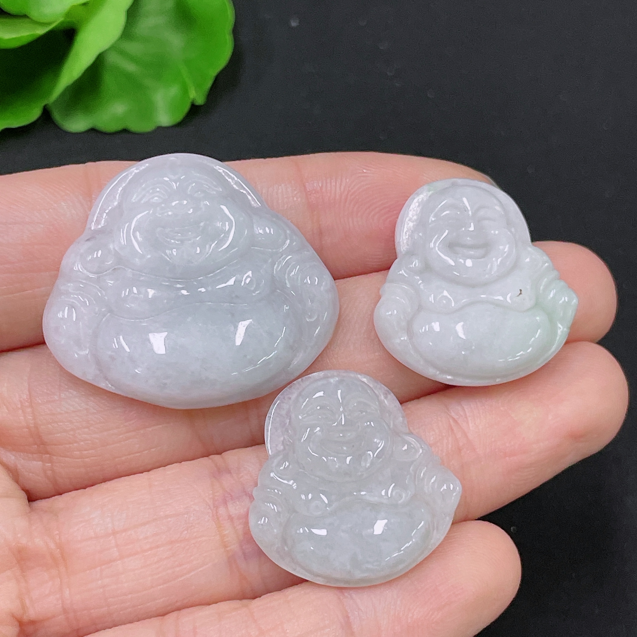F33892699 Jadeite Pendants Sell as a Lot