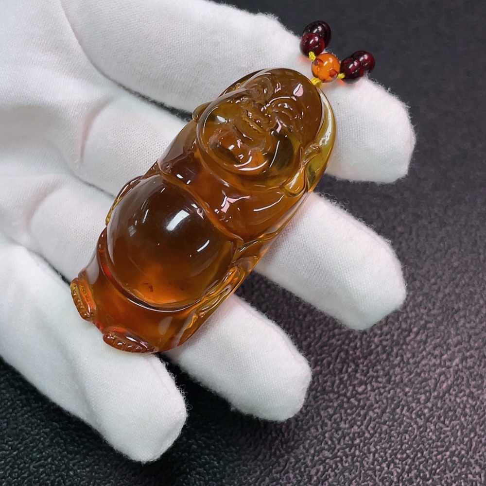 C34006693 Amber Beeswax Pendant Total Weight Approx. 24.52g with Chain