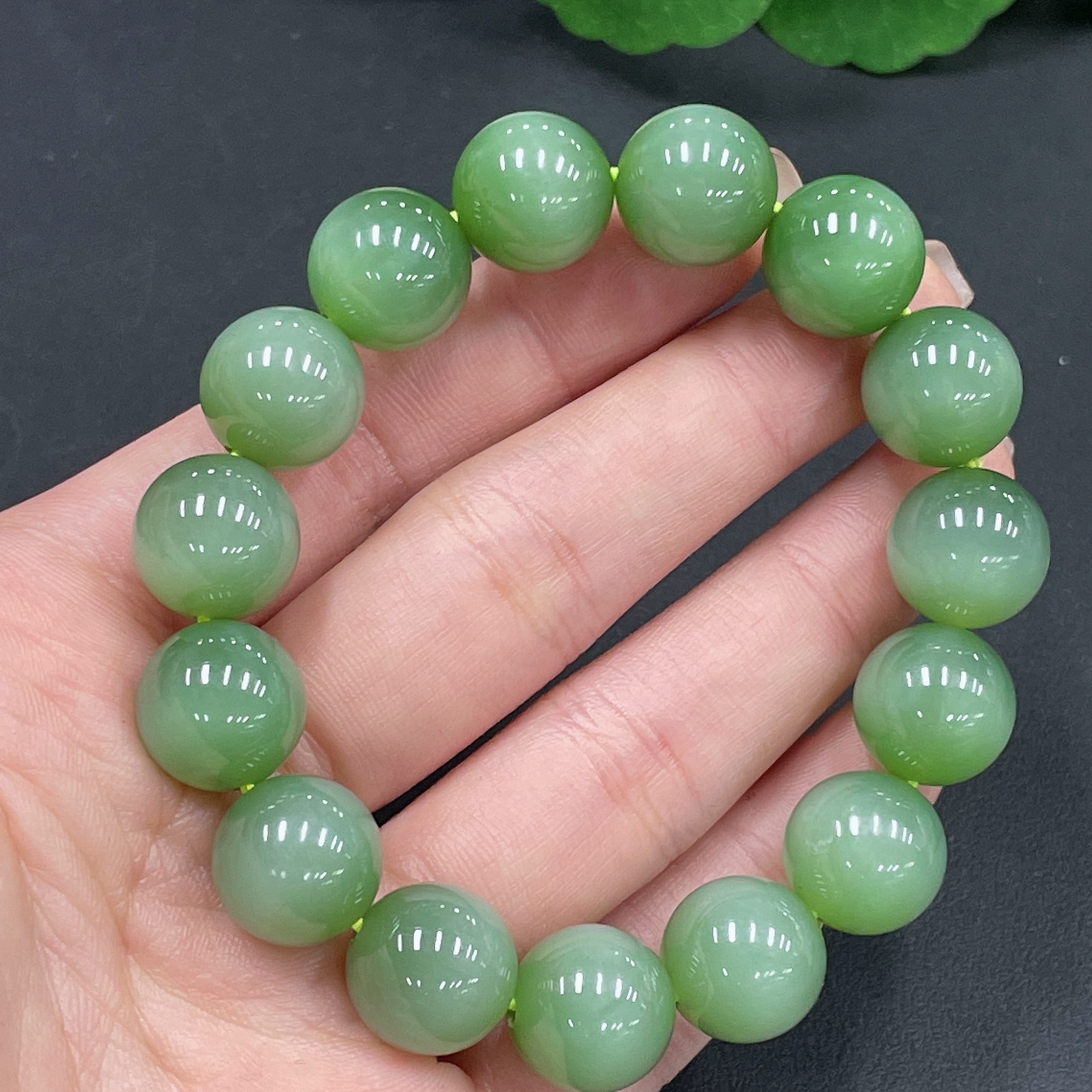 H24756691 Hetian Jade Bracelet    Approx. 12.8mm    Total Weight Approx. 51.3g