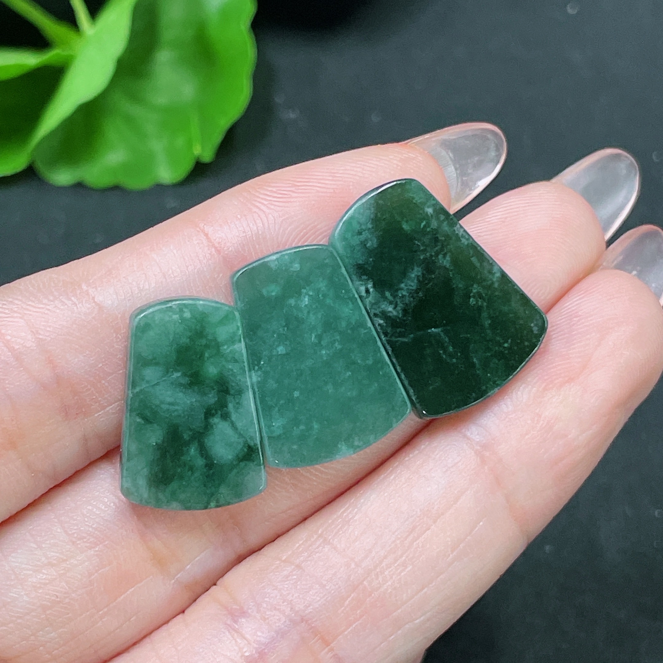F34020871 Jadeite Inlaid Pieces Sell as a Lot
