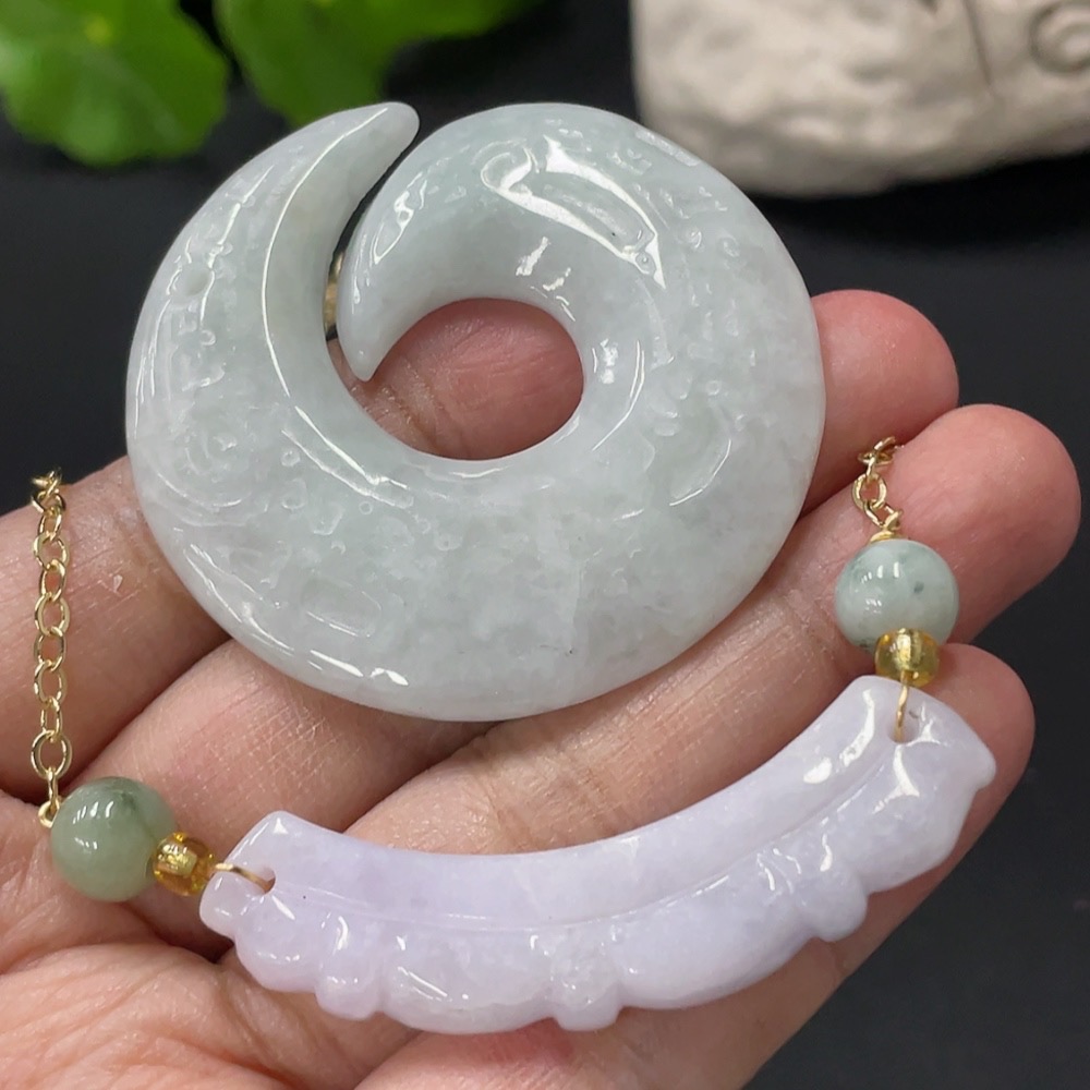 F32739509 Jadeite Inlaid Pendant, Non-Gold Inlay