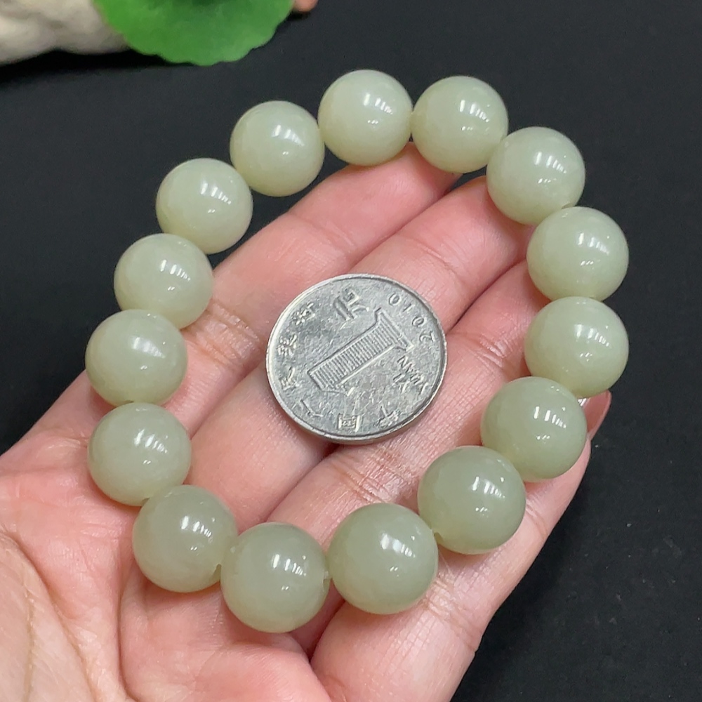 H35100383 Hetian Jade Bracelet, approx. 13.7 mm, total weight approx. 61.3g