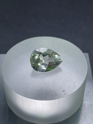 C28186068 Crystal Rough Stone Total Weight Approx. 6.93ct