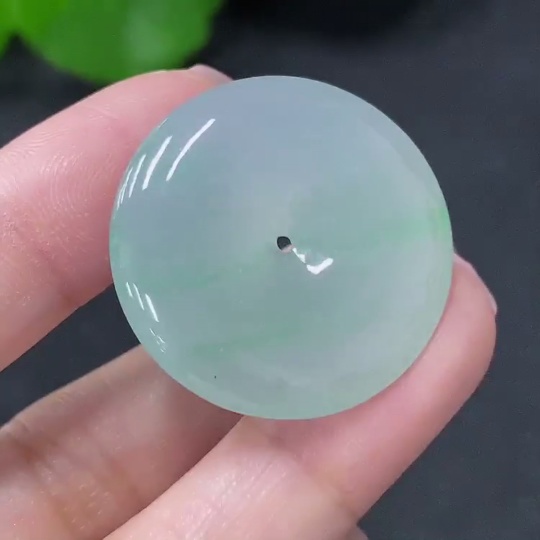 F29321213 Jadeite Pendant Peace Knot Total Weight Approx. 8.12g