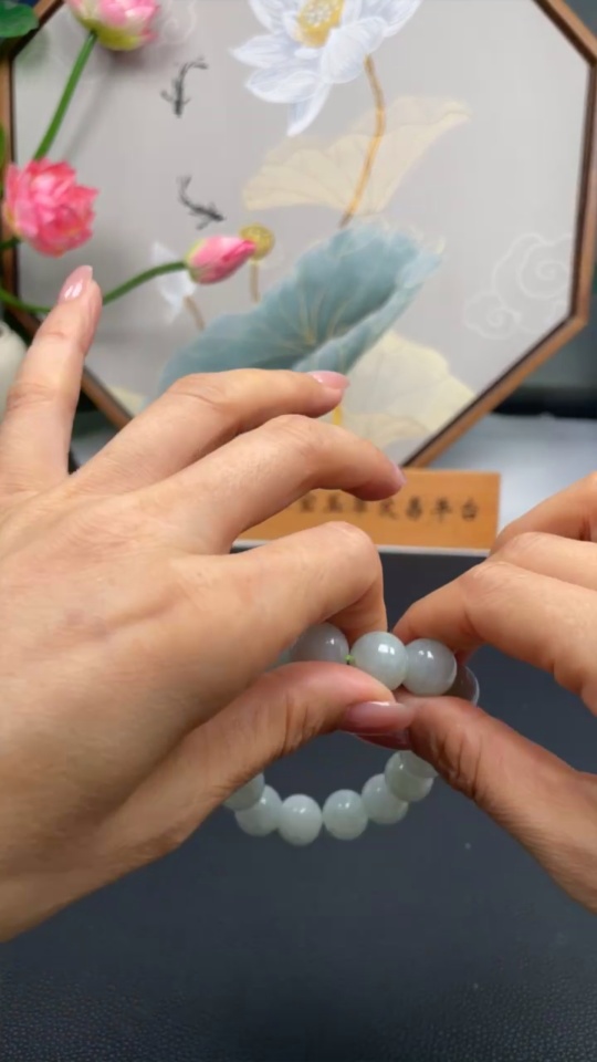 F32792052 Jadeite Bead Necklace, Approx. 12.7mm, Total Weight Approx. 58.4g